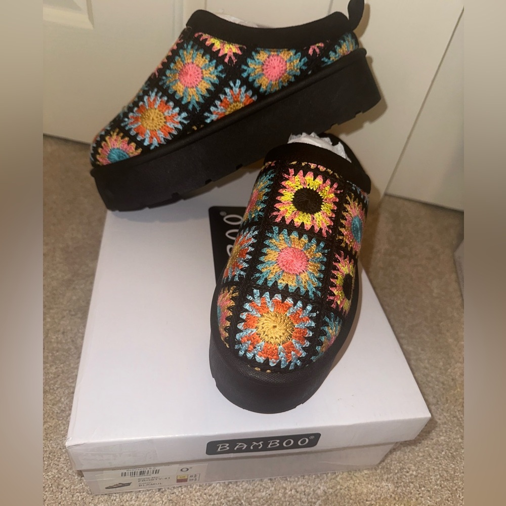 BAMBOO Frosty Crochet Platform Mules